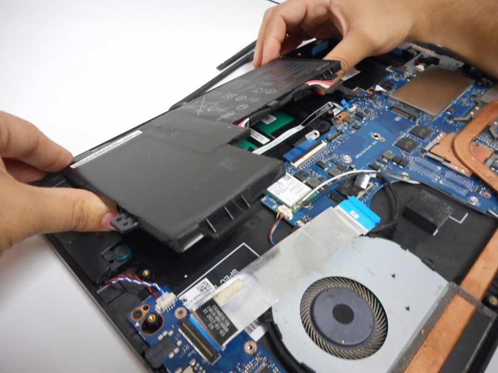 راهنمای جامع تعمیرات لپ تاپ ASUS 2 تعمیر باتری لپتاپ ایسوس