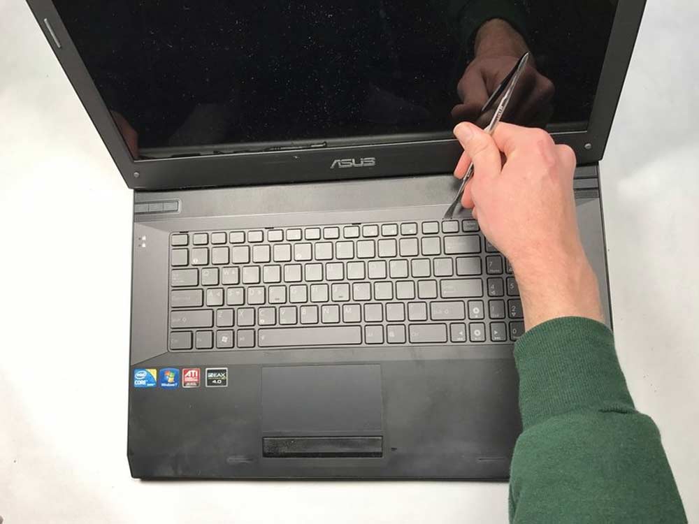 راهنمای جامع تعمیرات لپ تاپ ASUS 1 تعمیر کیبورد لپتاپ ایسوس